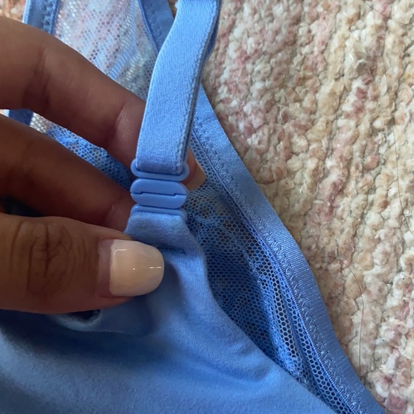 Victorio secret bra - Picture 4 of 8